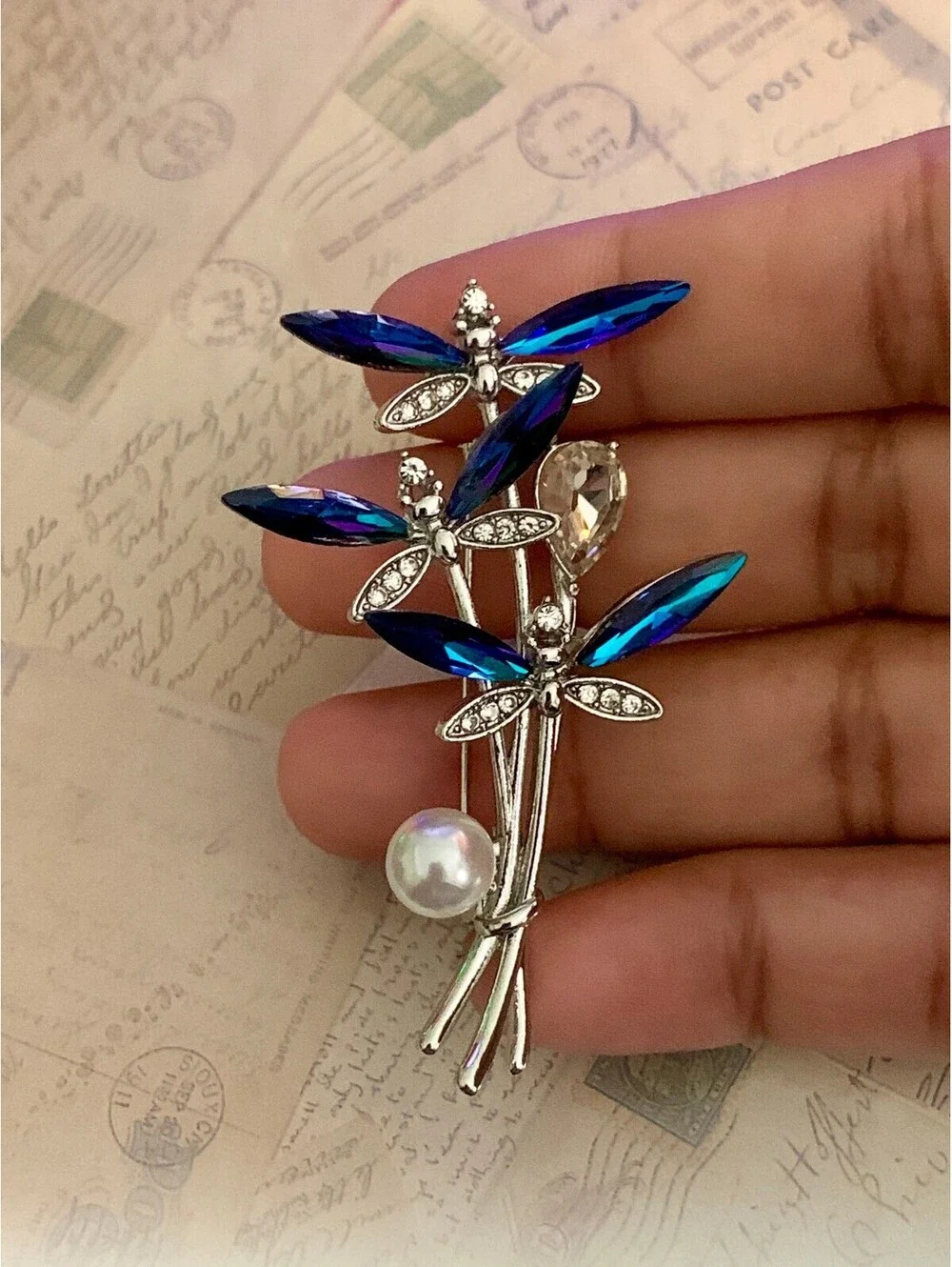 Sparkling Blue Dragonfly Brooch with Pearl Accent - Elegant & Eye-Catching